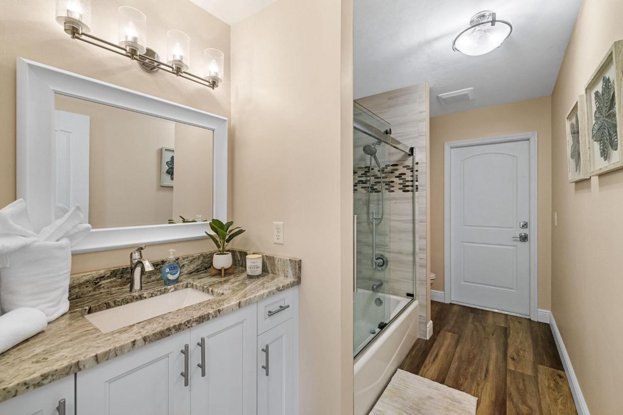 Fully Remodeled Electric-Heated Pool Home On Gulf-Access Canal - Villa Sunny Cape Coral Eksteriør billede