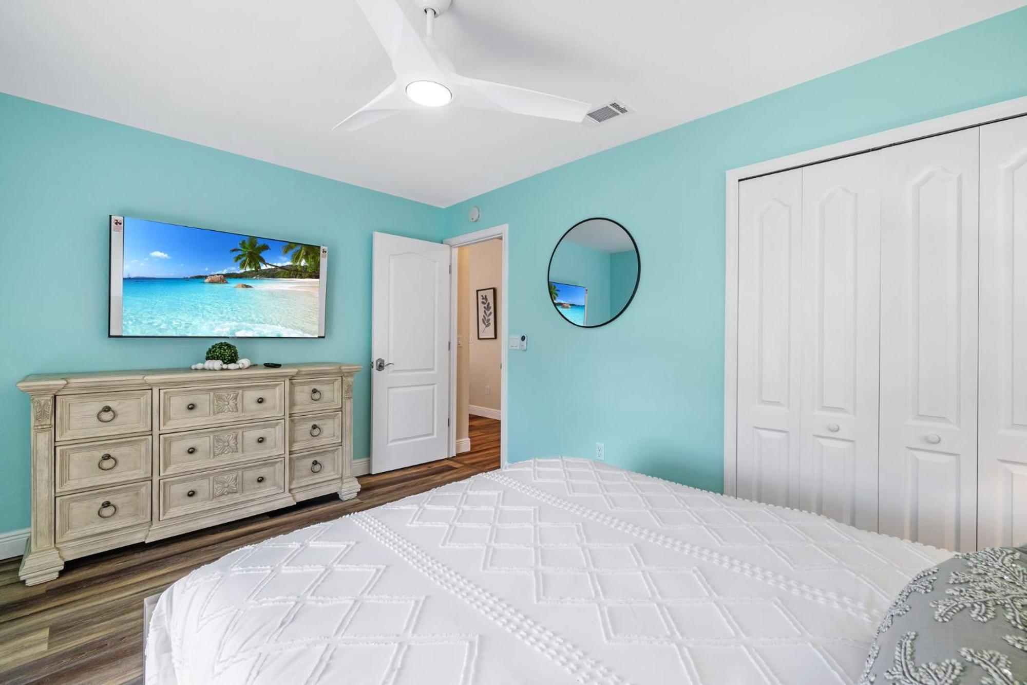 Fully Remodeled Electric-Heated Pool Home On Gulf-Access Canal - Villa Sunny Cape Coral Eksteriør billede