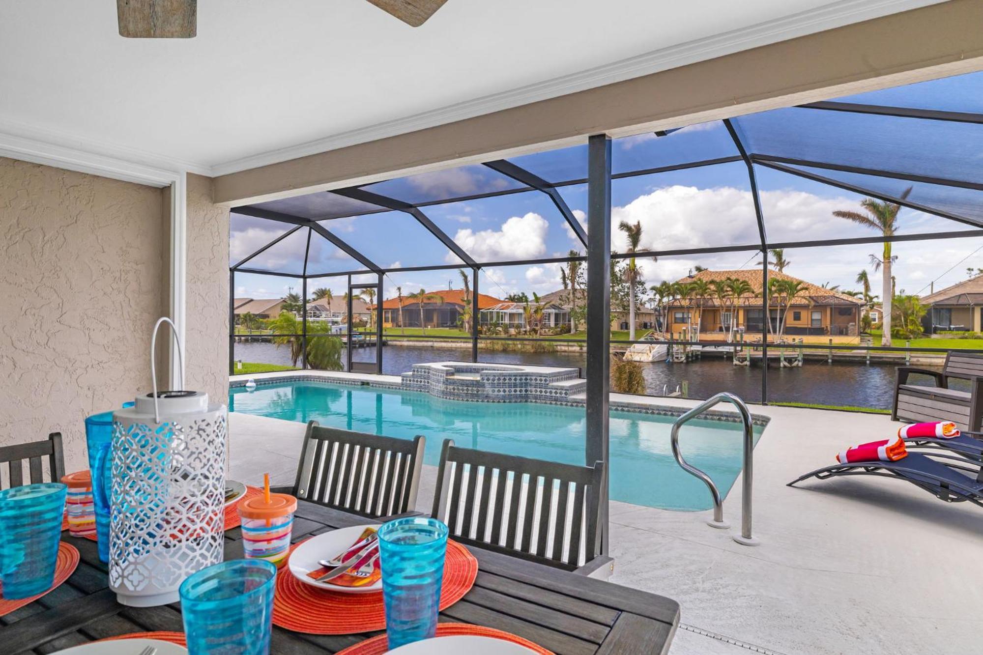 Fully Remodeled Electric-Heated Pool Home On Gulf-Access Canal - Villa Sunny Cape Coral Eksteriør billede