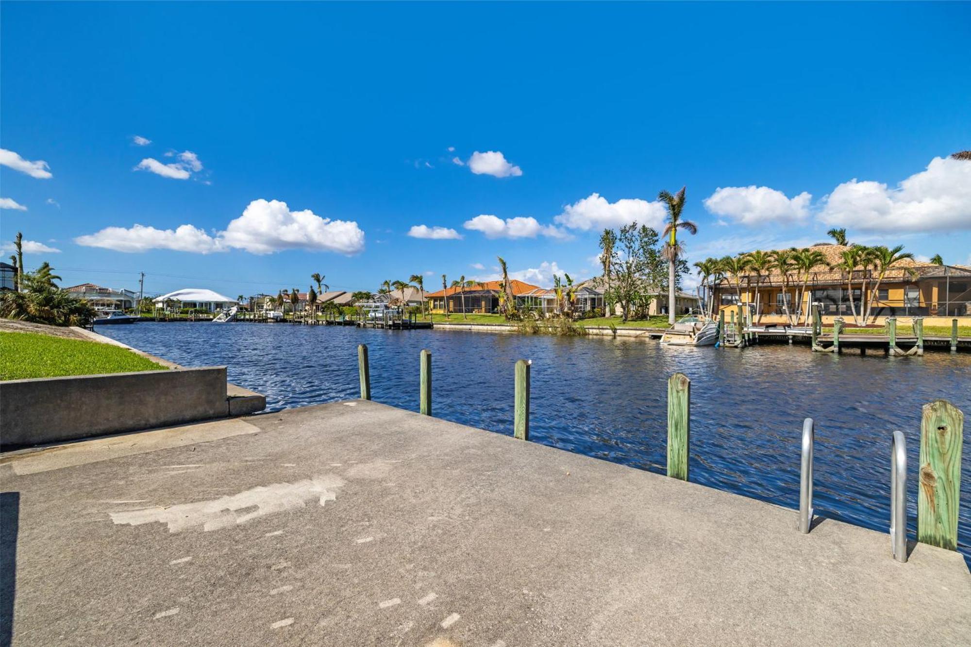 Fully Remodeled Electric-Heated Pool Home On Gulf-Access Canal - Villa Sunny Cape Coral Eksteriør billede