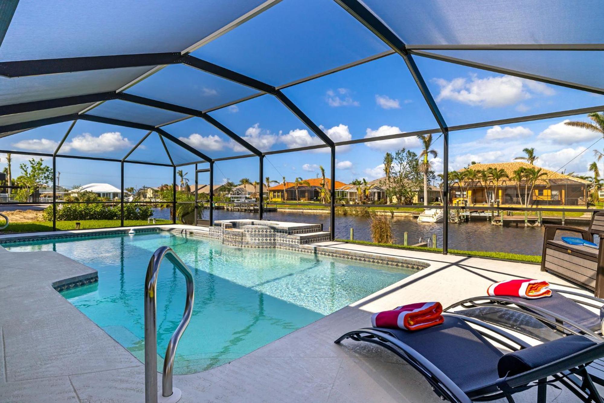 Fully Remodeled Electric-Heated Pool Home On Gulf-Access Canal - Villa Sunny Cape Coral Eksteriør billede